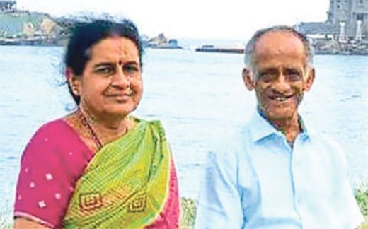 Elderly couple 